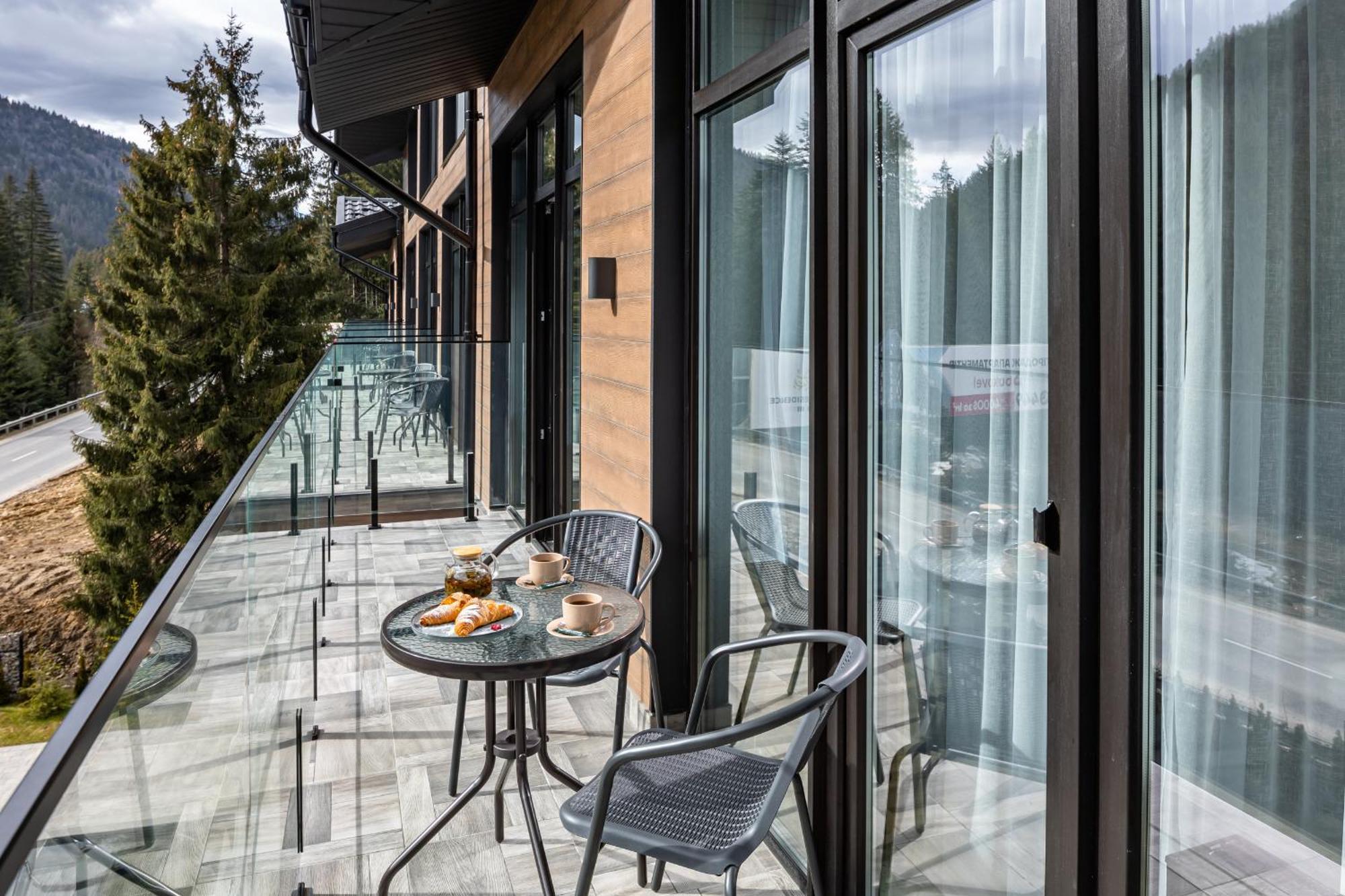 Wood & Bukovel